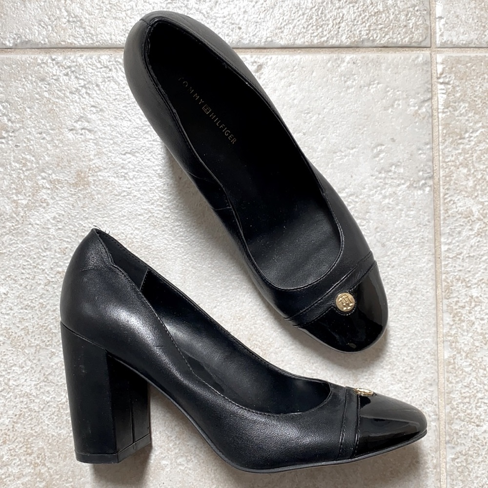Tommy Hilfiger black block heels size 7 1/2 - Picture 1 of 4
